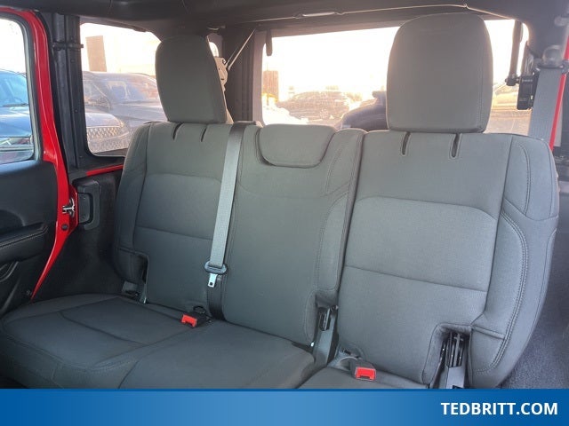 2021 Jeep Wrangler Unlimited Sahara 4WD | Cold Weather Pkg | Remote Start