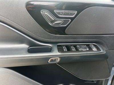 2025 Lincoln Aviator Premiere AWD | Pano Roof | 360 Camera | 21" Wheels