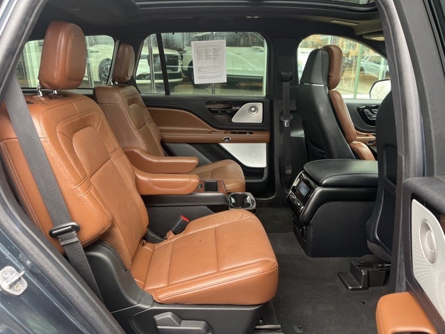 2022 Lincoln Aviator Reserve AWD | Pano Roof | 360 Cam | Lux Pkg | Element Plus