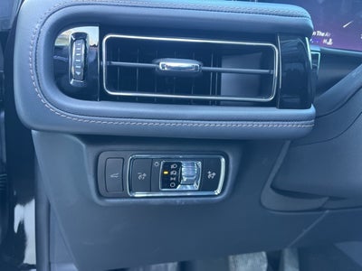 2025 Lincoln Aviator Reserve II AWD | Pano Roof | 360 Camera | Lux Pkg