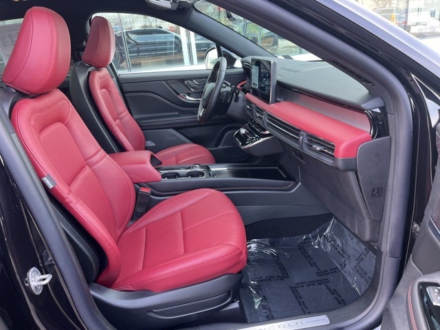 2025 Lincoln Corsair Plug-In Hybrid Grand Touring | Jet Pack | Pano Moonroof |