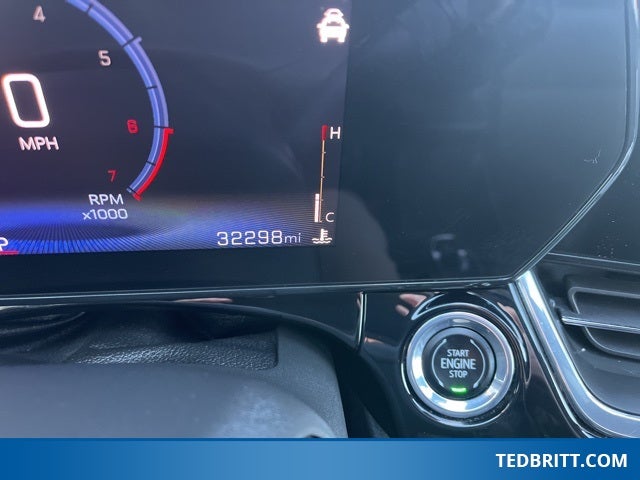 2024 Chevrolet Trax 2RS | Sunroof Pack | Heated Front Seats | Lane Assist