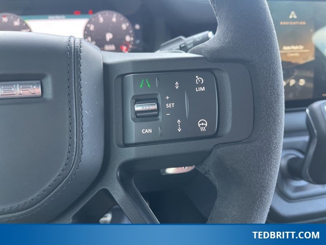 2024 Land Rover Defender 90 V8 P525 4WD | Extended Black Exterior Pkg