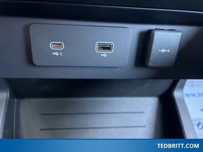 2024 Land Rover Defender 90 V8 P525 4WD | Extended Black Exterior Pkg