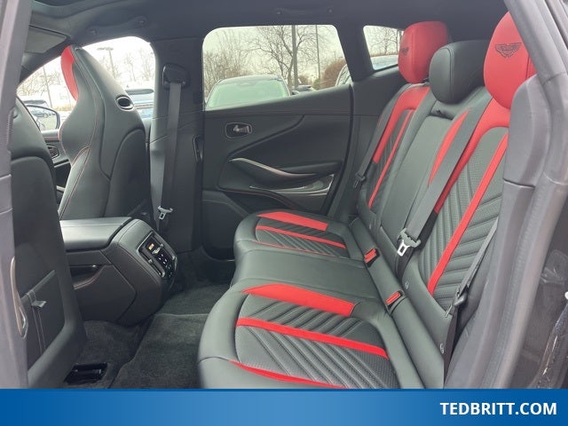 2024 Aston Martin DBX 707