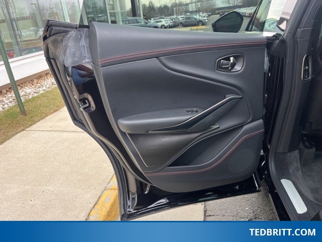 2024 Aston Martin DBX 707