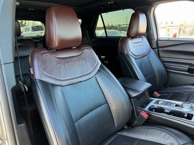 2022 Ford Explorer Platinum
