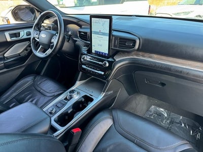 2022 Ford Explorer Platinum
