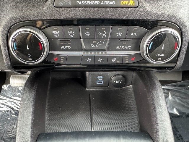 2022 Ford Escape SE Hybrid