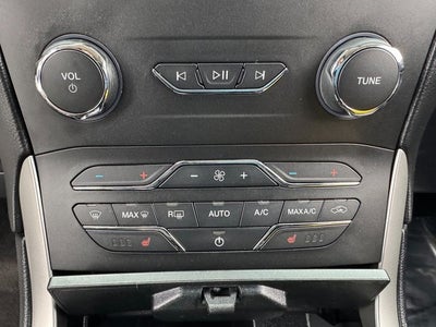 2019 Ford Edge SEL | Pano Roof | Class II Tow Pkg. | AWD