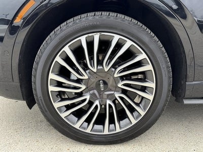 2022 Lincoln Corsair Reserve | Sport Pkg. | Pano Roof | Adaptive Cruise | AWD