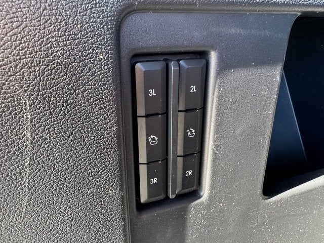 2022 Lincoln Navigator Reserve | Wireless Apple CarPlay | HUD | Pano Roof | 4WD