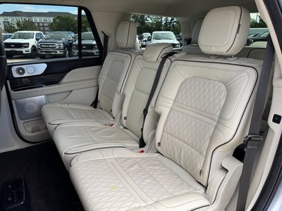 2022 Lincoln Navigator Black Label | HD Tow Pkg. | Wireless CarPlay | 4WD