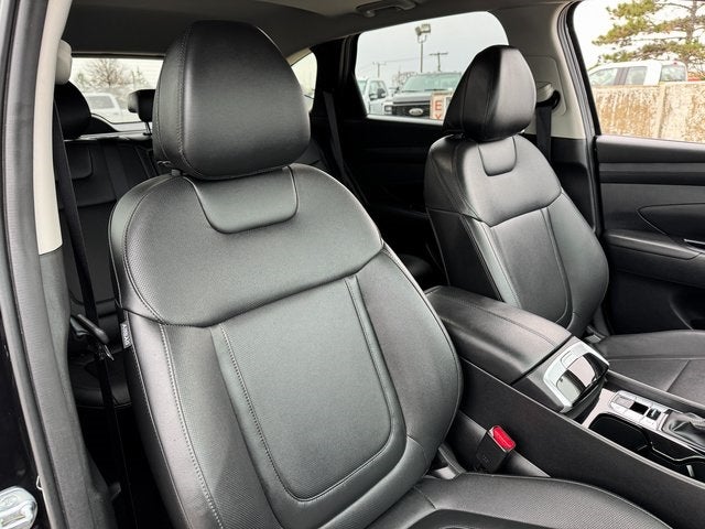 2025 Hyundai Tucson SEL Convenience | Wireless CarPlay | Nav | Moonroof