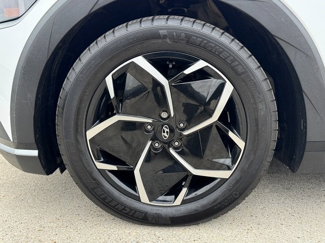 2023 Hyundai IONIQ 5 SE | Navigation | Apple CarPlay | AWD