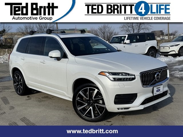2020 Volvo XC90 T6 Momentum