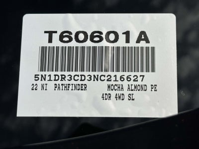 2022 Nissan Pathfinder SL