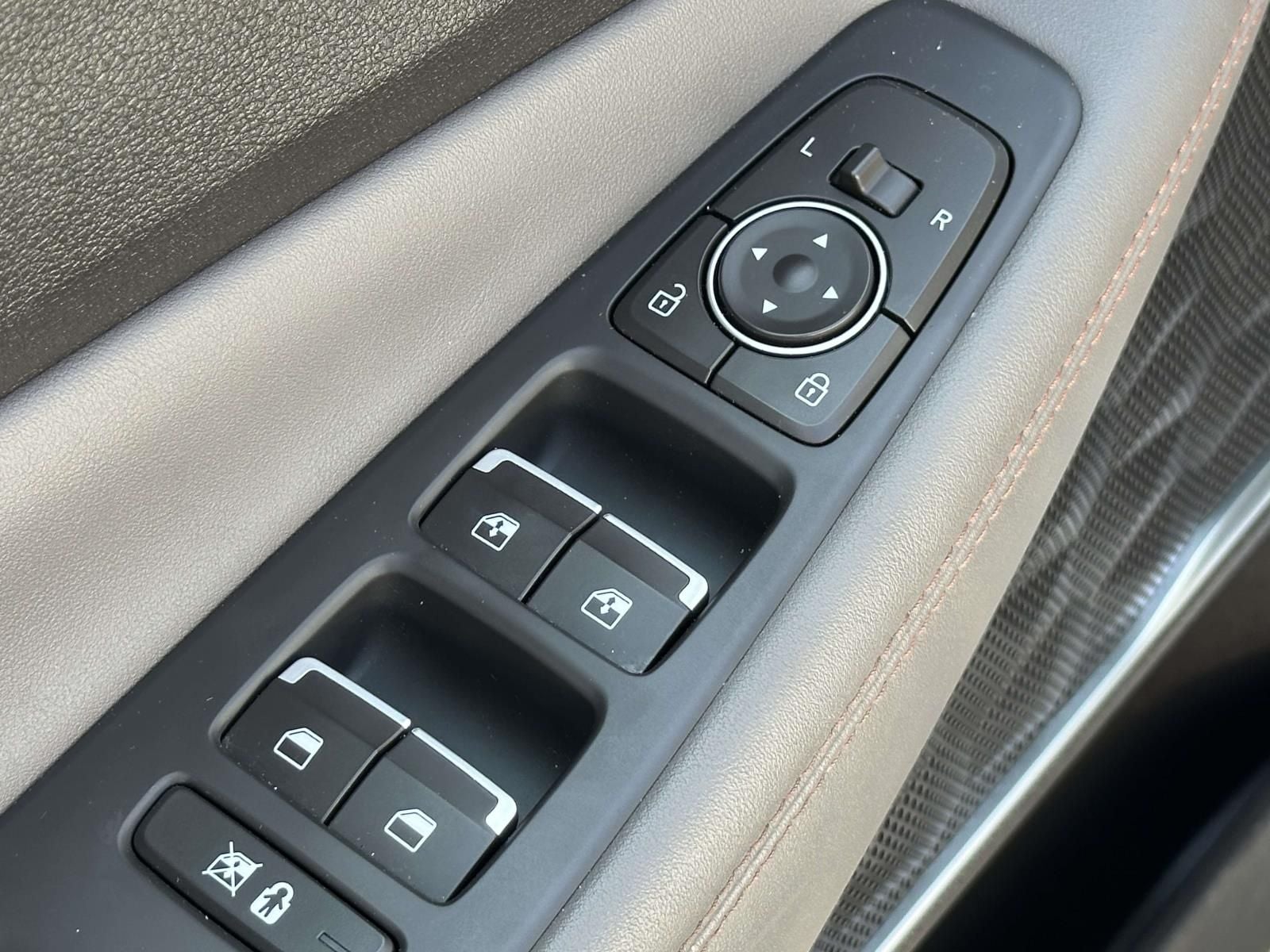 2020 Hyundai Santa Fe SEL - Photo 21