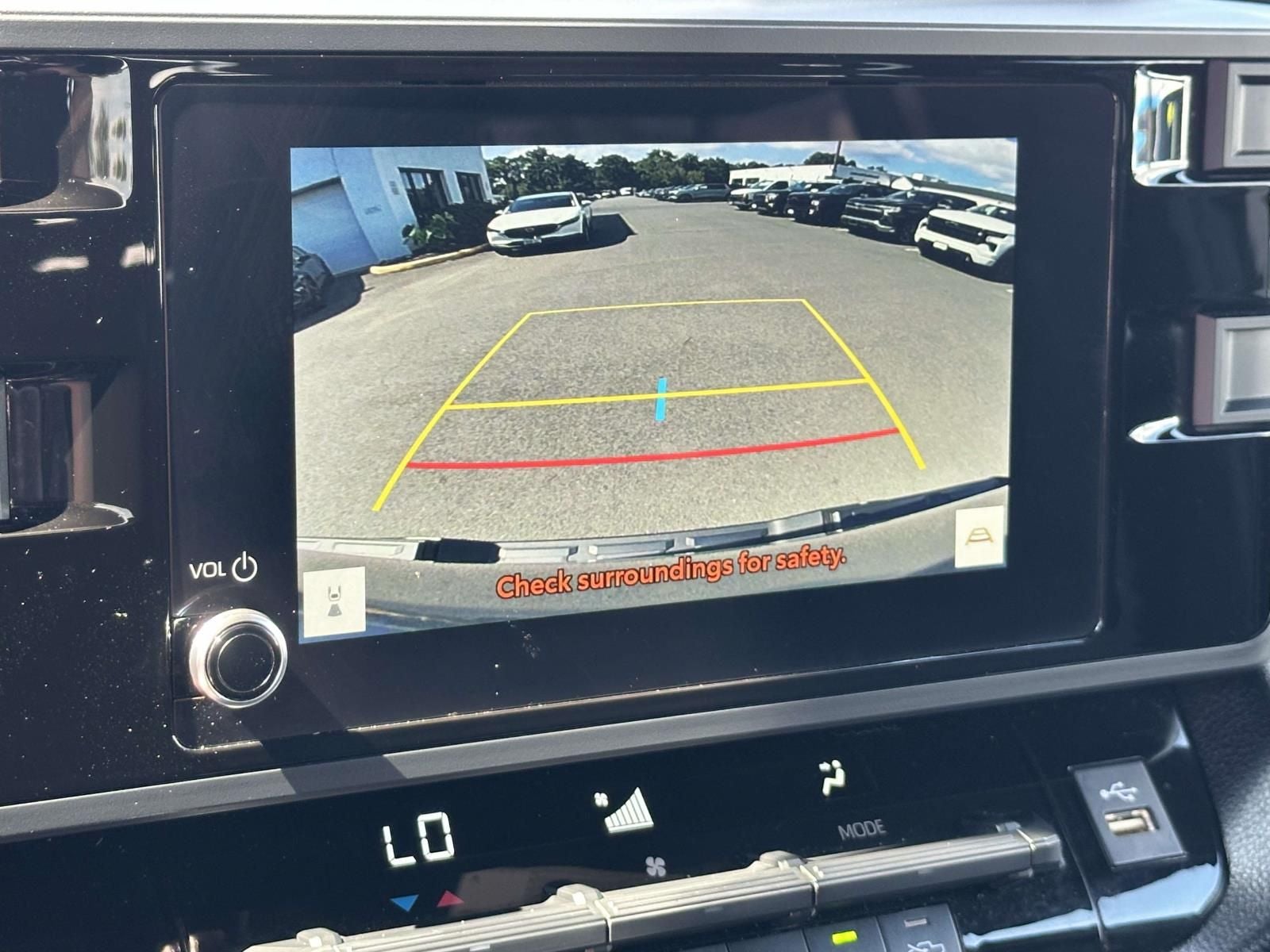 2025 Toyota Tundra SR - Photo 11
