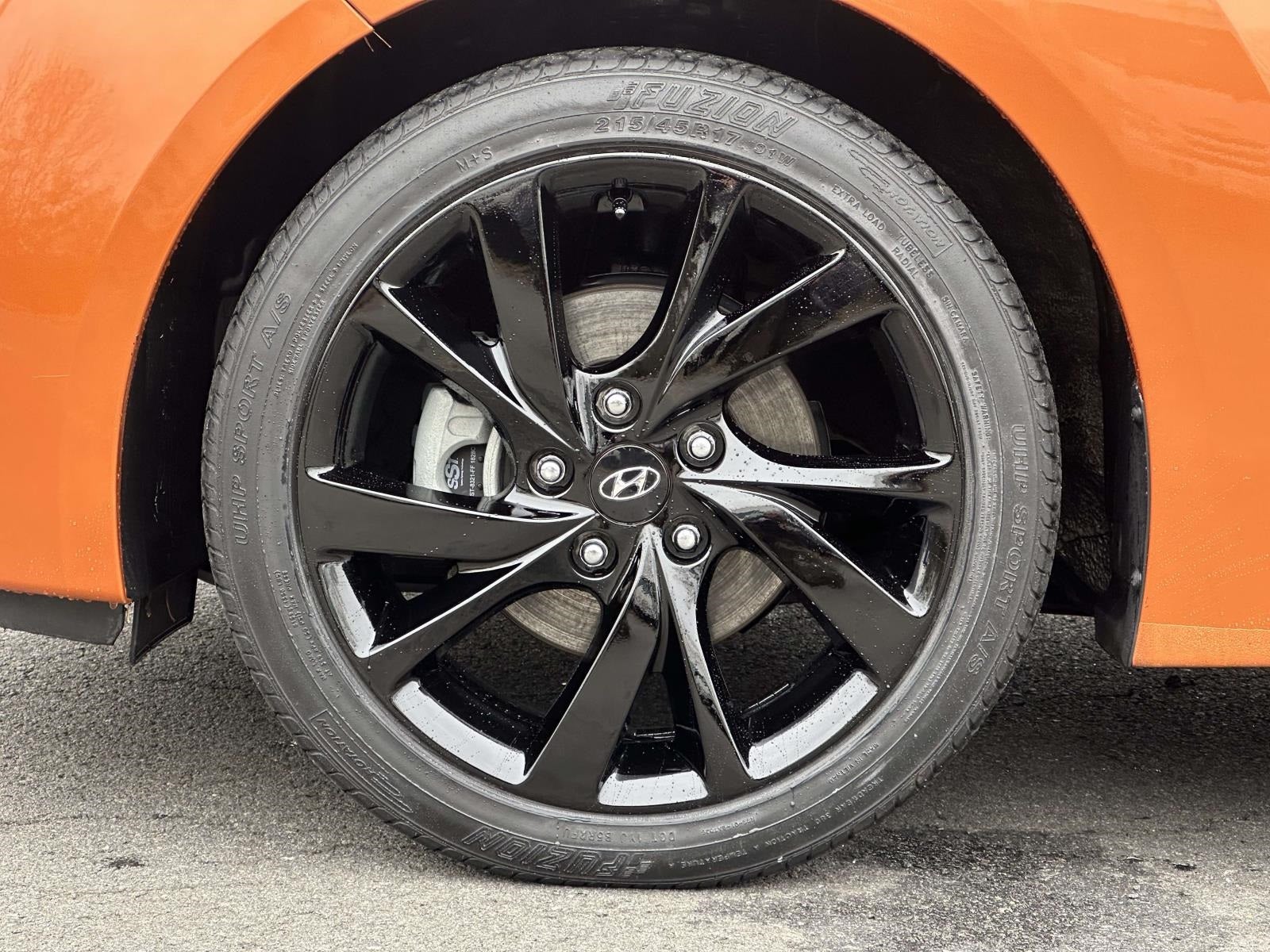 2016 Hyundai Veloster Base