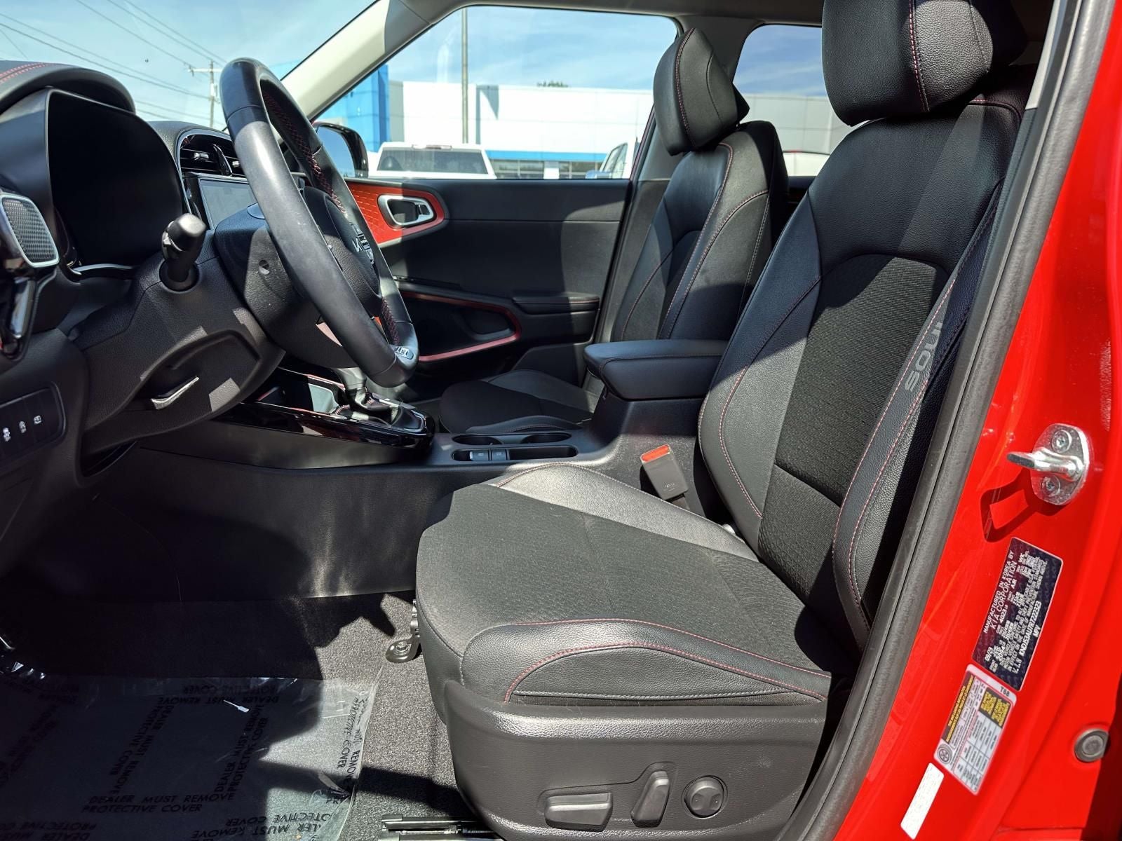 2024 Kia Soul GT-Line - Photo 22