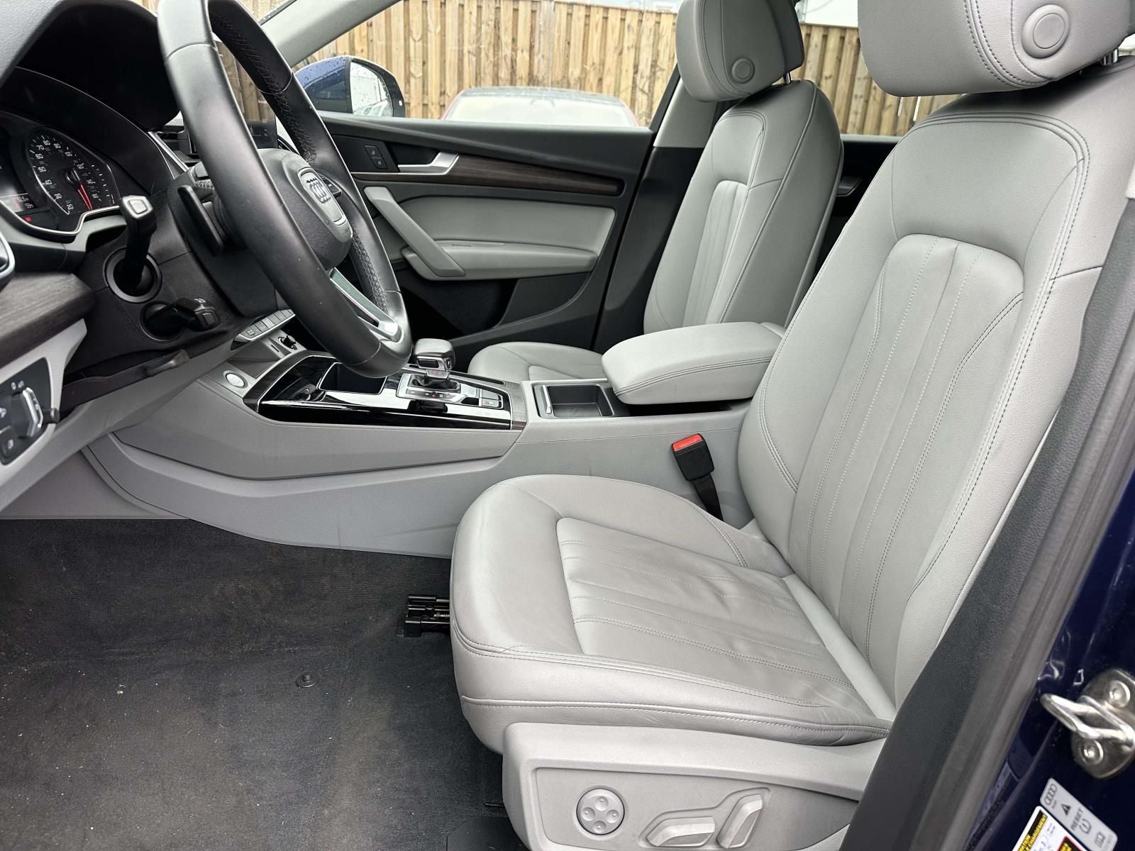 2022 Audi Q5 40 Premium quattro