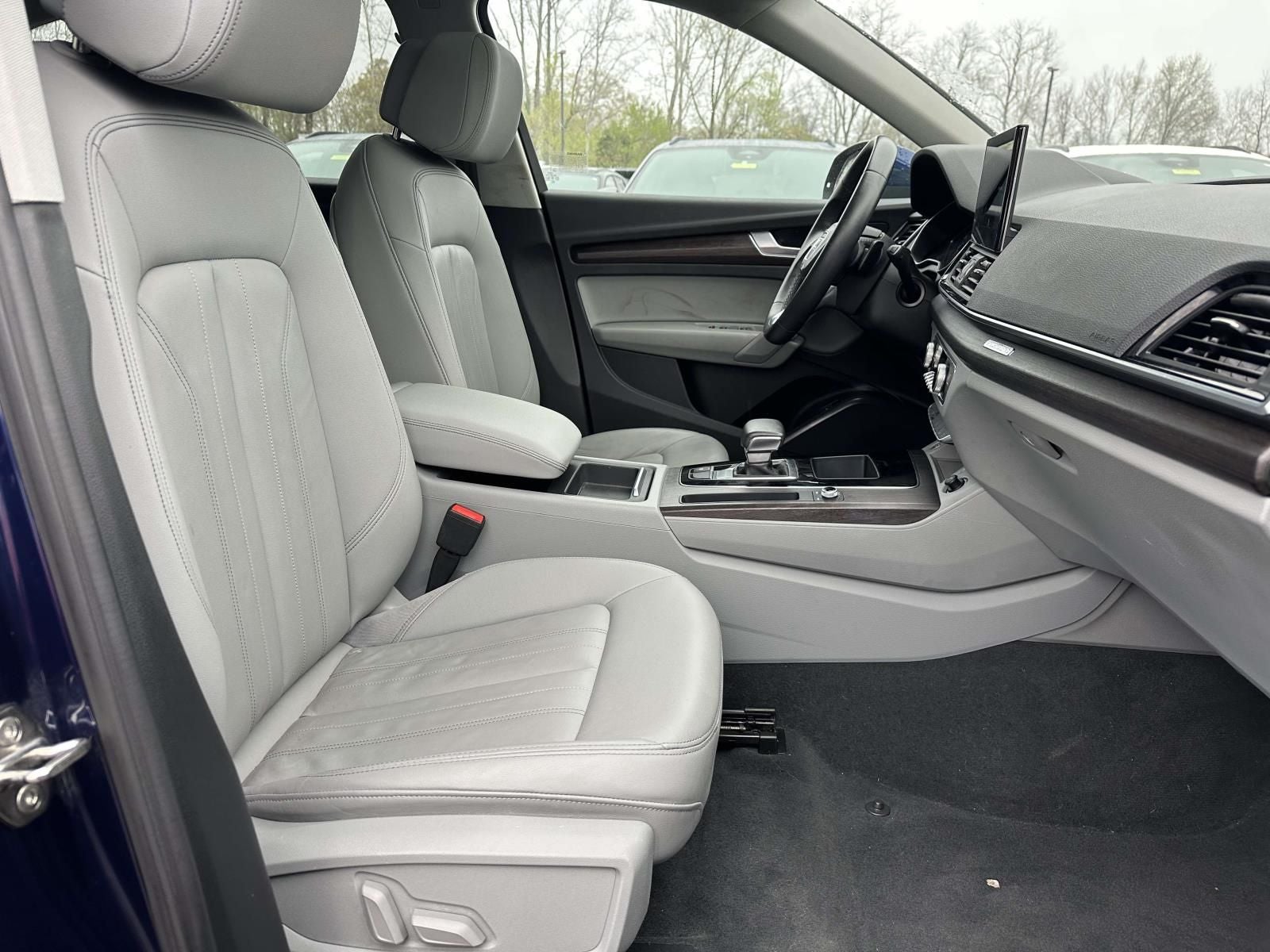 2022 Audi Q5 40 Premium quattro