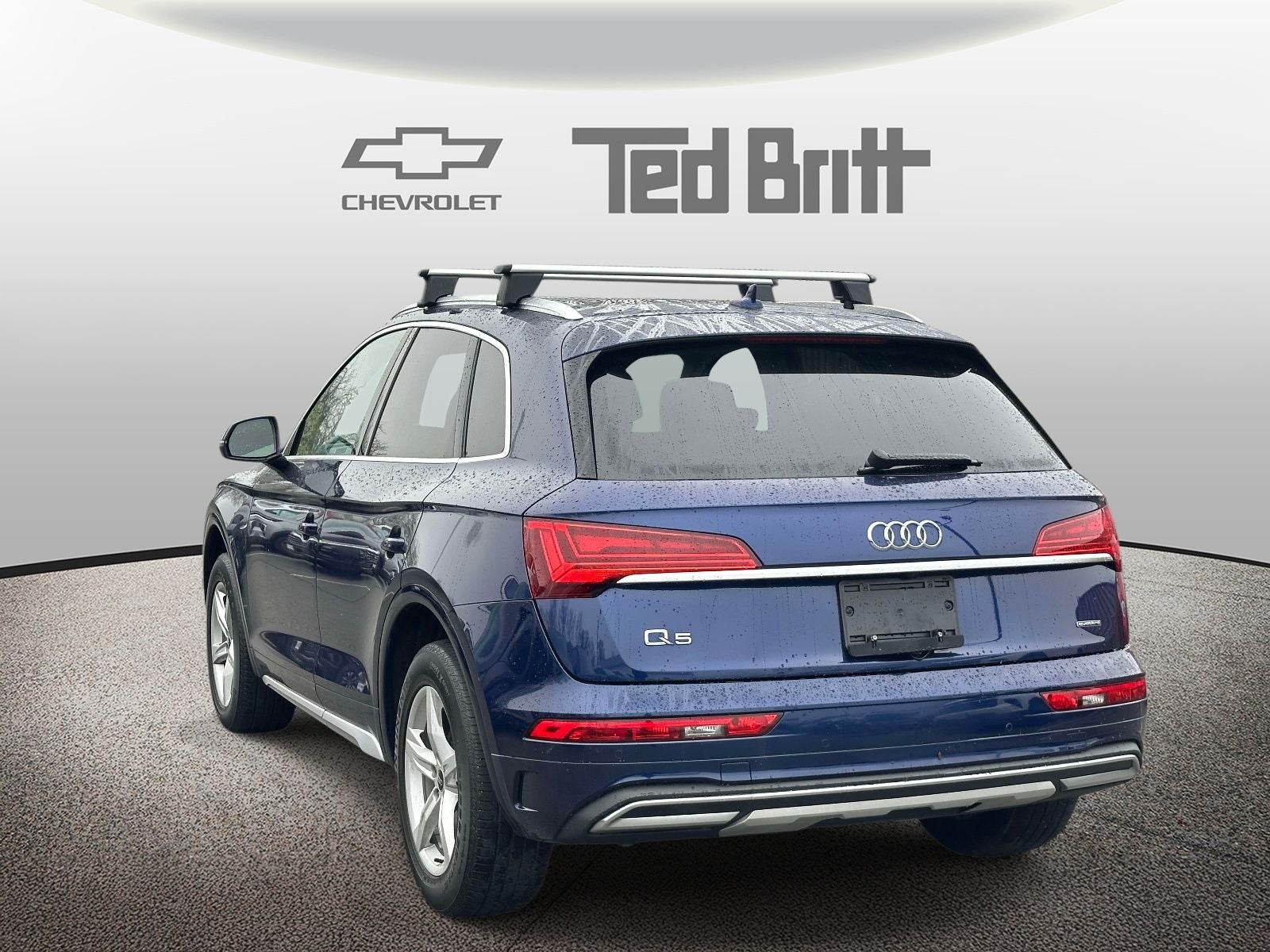 2022 Audi Q5 40 Premium quattro