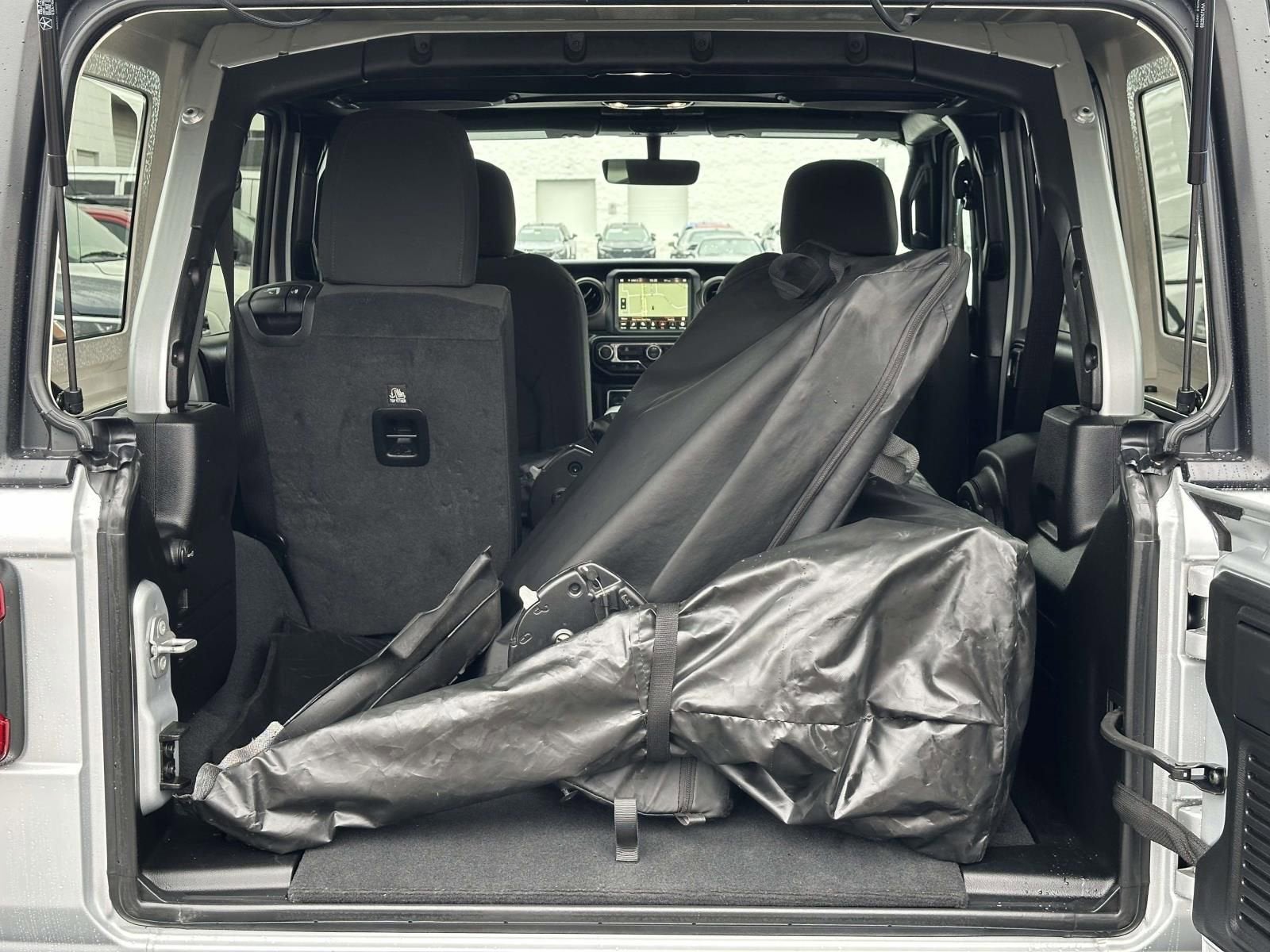 2022 Jeep Wrangler Unlimited Willys