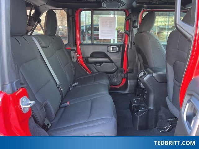 2021 Jeep Wrangler Unlimited Sahara 4x4