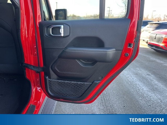 2021 Jeep Wrangler Unlimited Sahara 4x4