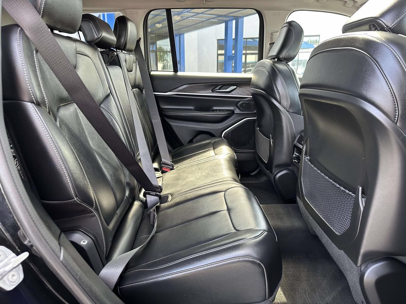 2022 Jeep Grand Cherokee Limited 4x2