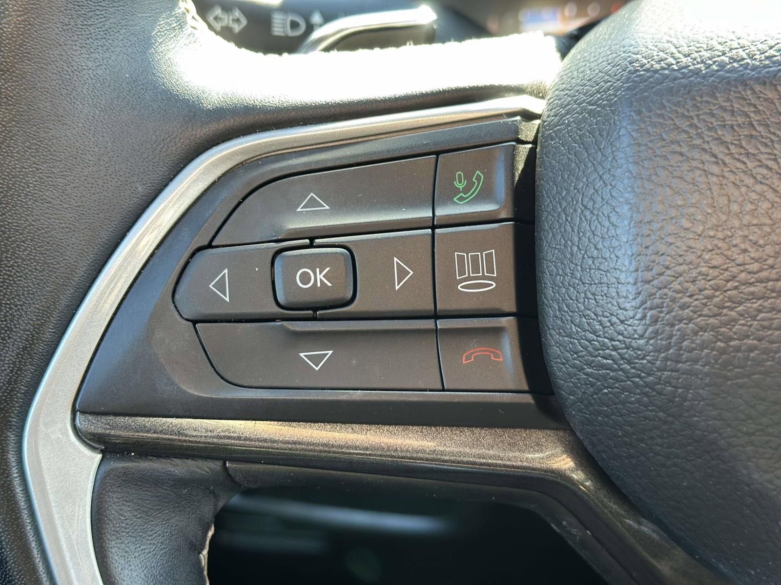 2022 Jeep Grand Cherokee L Altitude 4x4