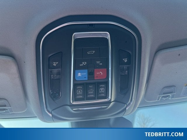 2022 Jeep Grand Cherokee L Limited 4x4