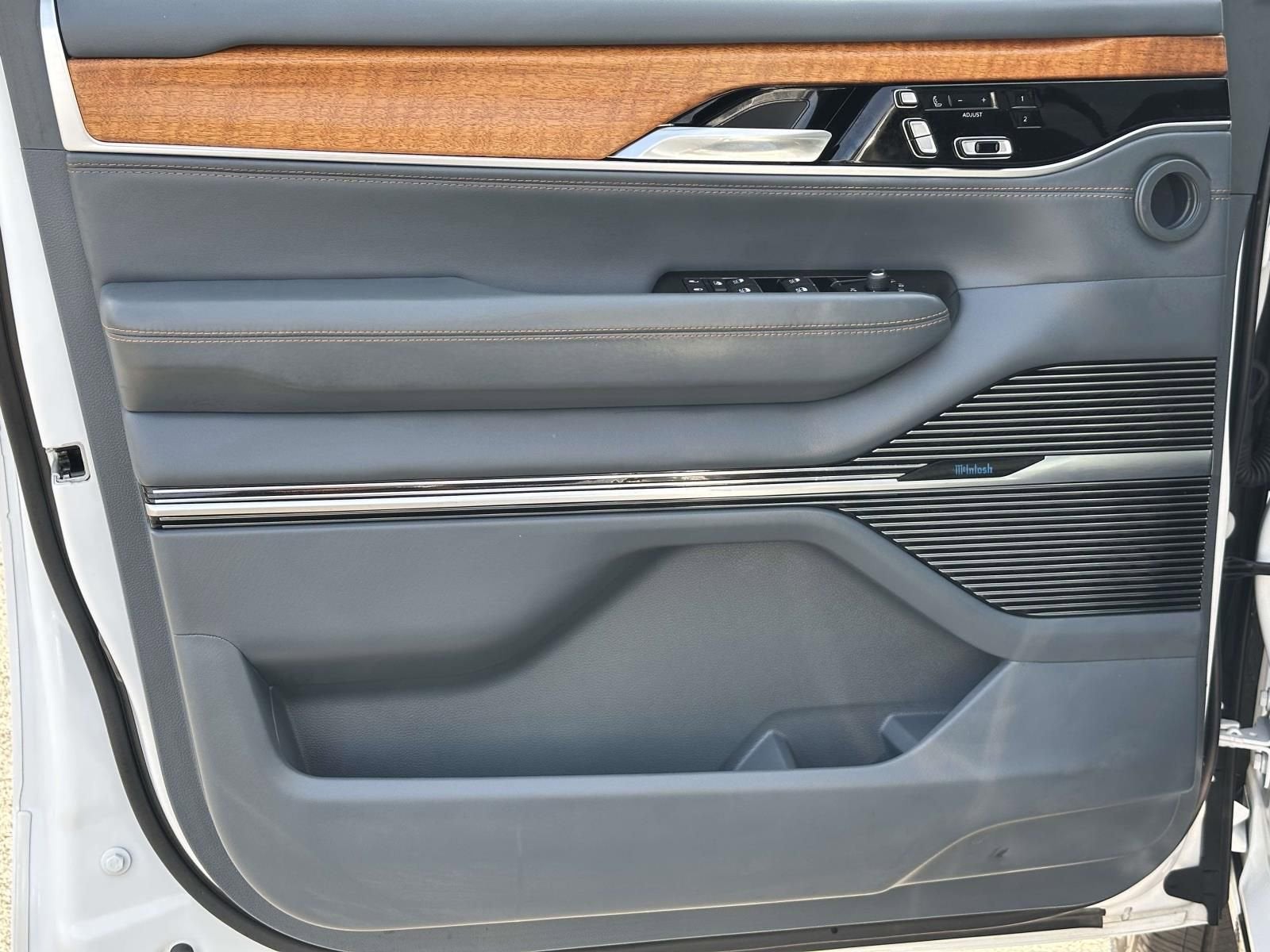 2022 Jeep Grand Wagoneer Series II 4x4