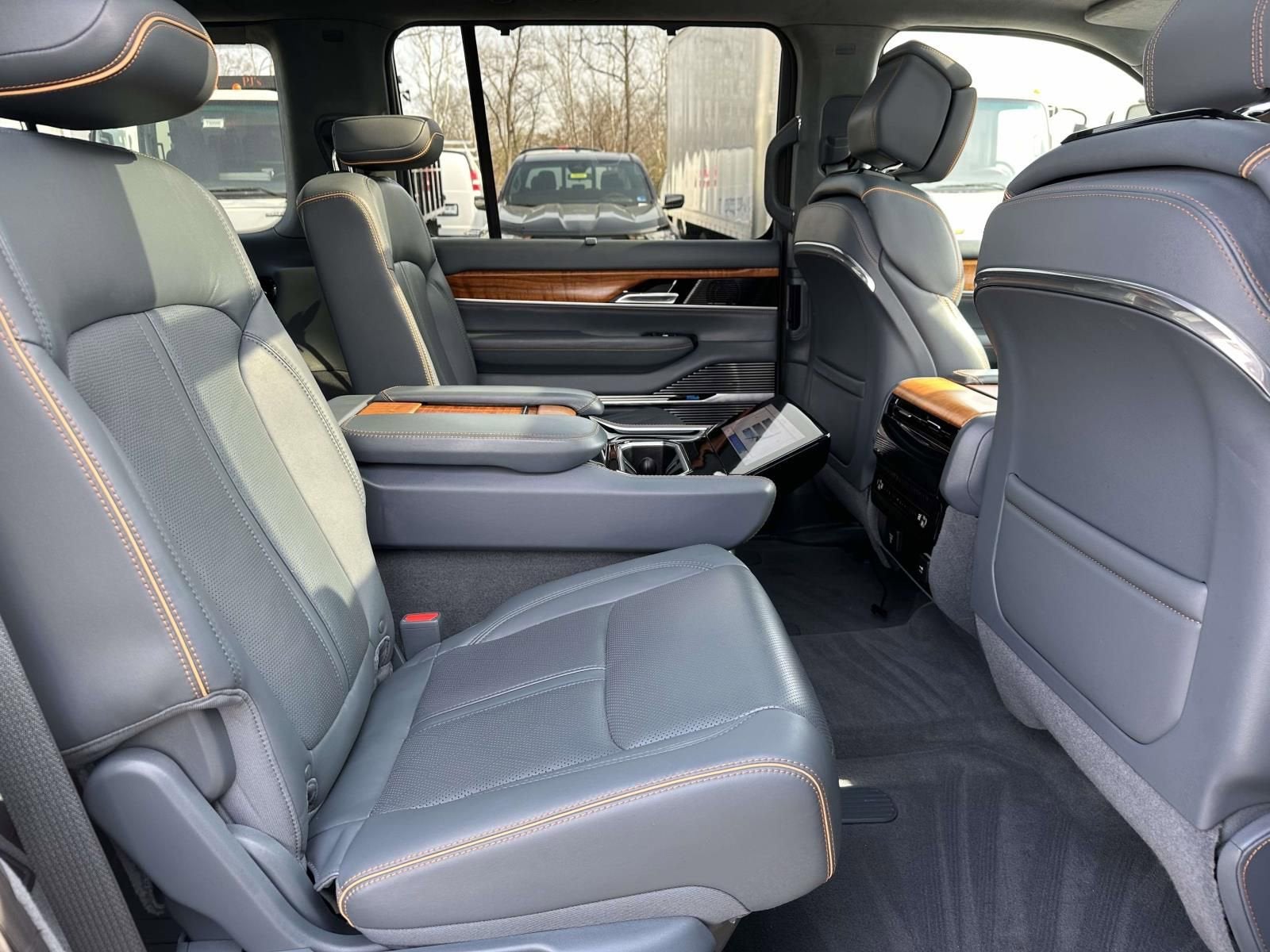 2022 Jeep Grand Wagoneer Series II 4x4