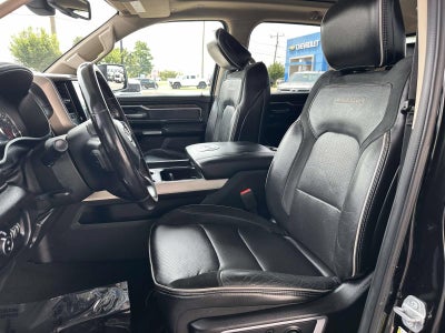 2019 RAM 1500 Laramie Crew Cab 4x4 5'7" Box