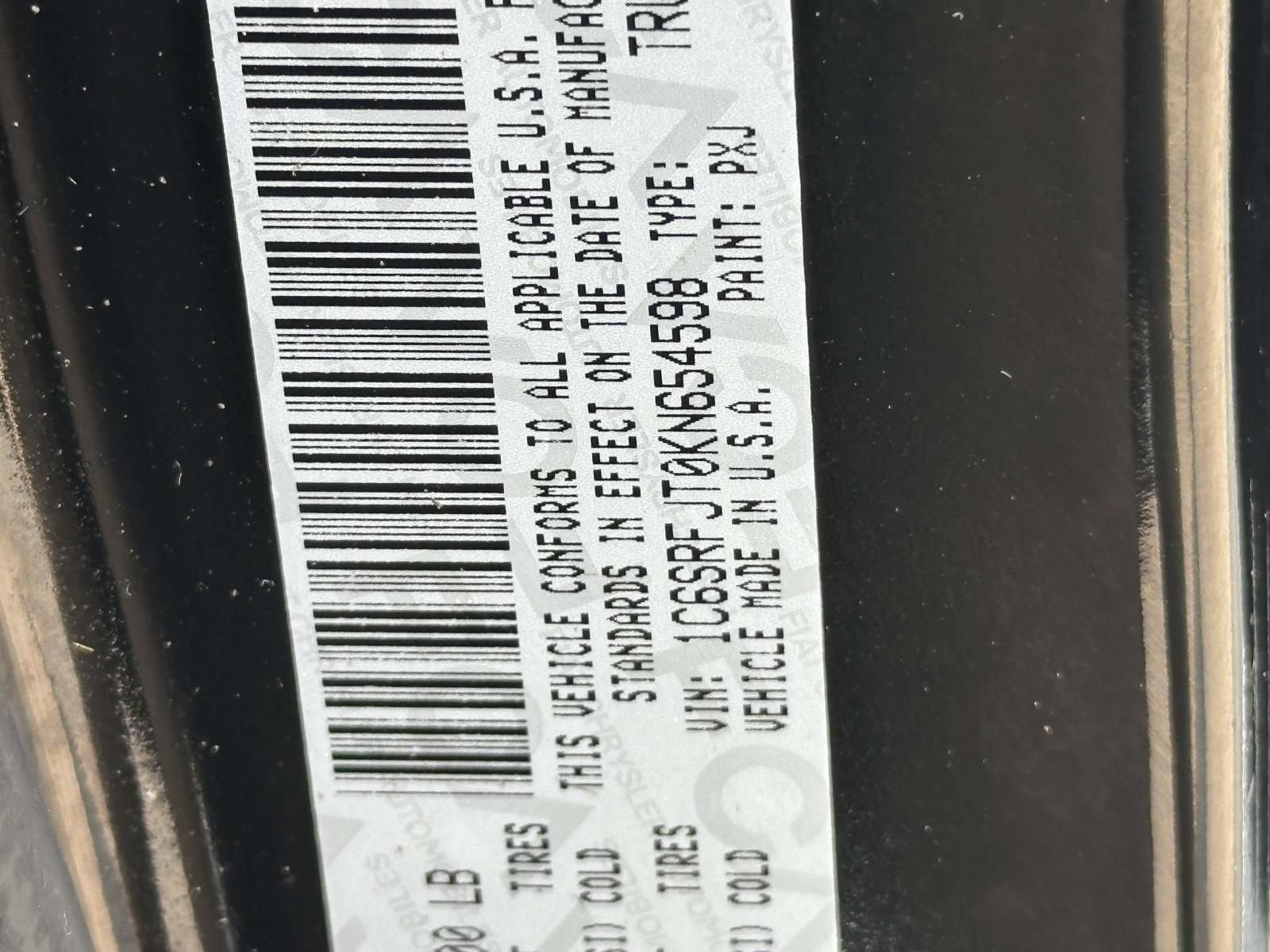 2019 RAM 1500 Laramie Crew Cab 4x4 5'7" Box