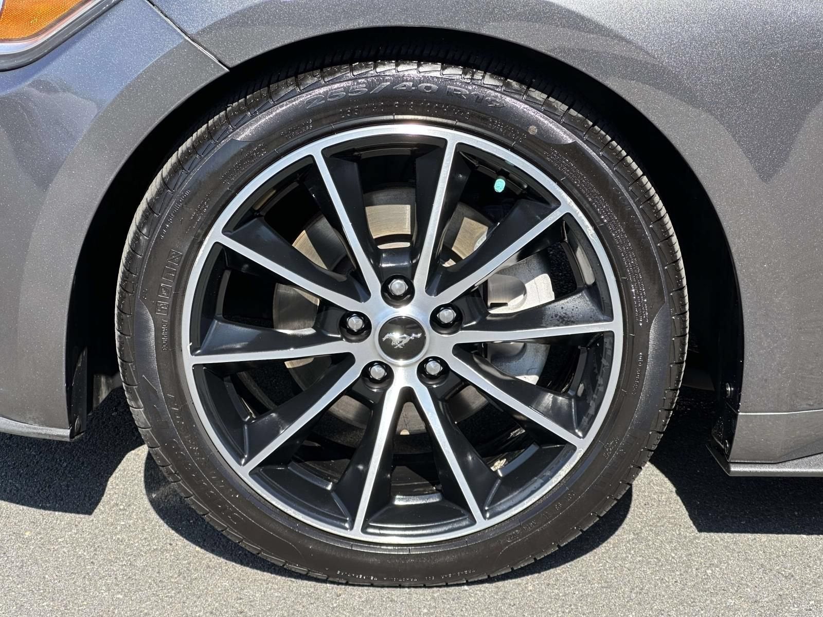 2017 Ford Mustang EcoBoost Premium