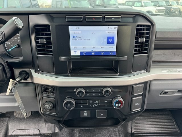 2024 Ford Super Duty F-350 SRW XL