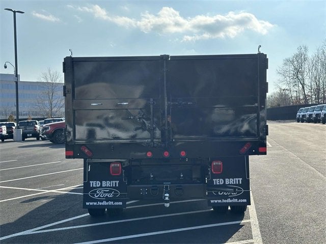 2024 Ford Super Duty F-450 DRW XL