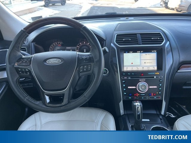 2017 Ford Explorer Platinum