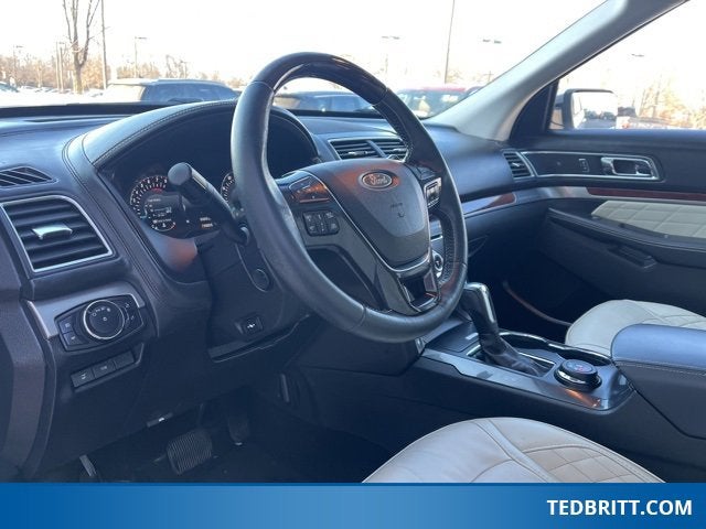 2017 Ford Explorer Platinum