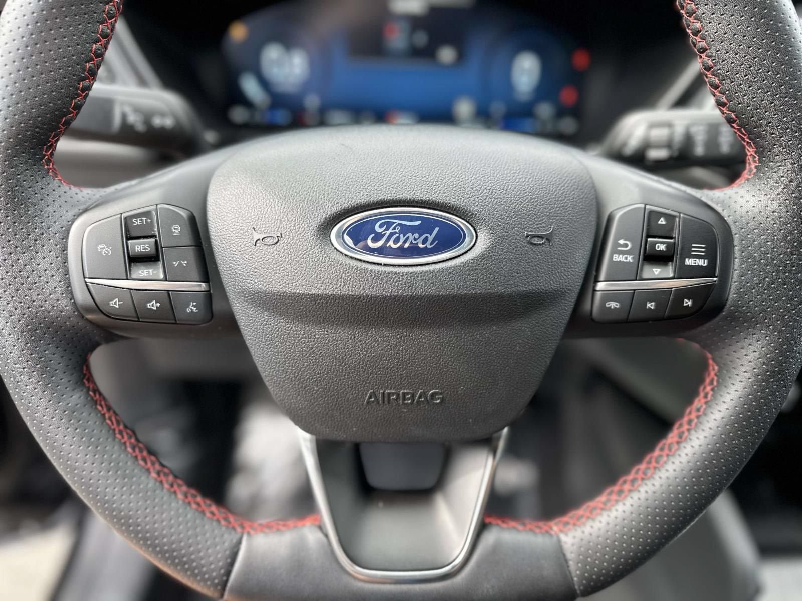 2024 Ford Escape ST-Line Select