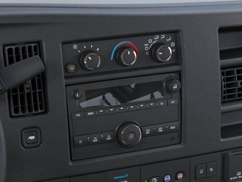 2026 Chevrolet Express Passenger 1LS