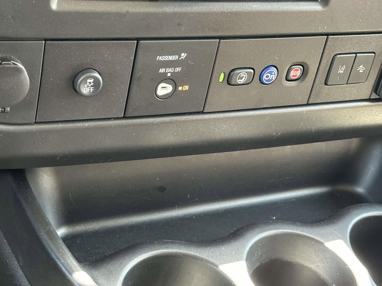 2025 Chevrolet Express Passenger 1LT