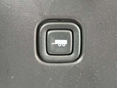 2025 Chevrolet Express Passenger 1LT