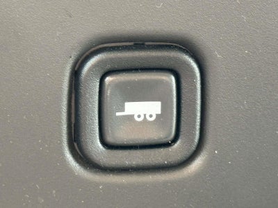 2025 Chevrolet Express Passenger 1LT