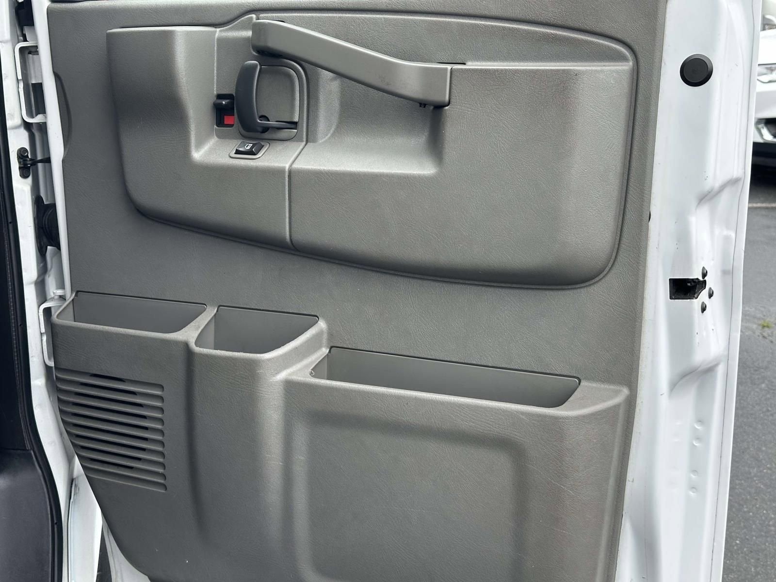 2019 Chevrolet Express Cutaway 3500 VAN RWD 3500 139"