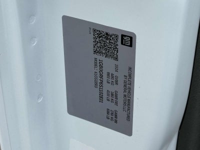 2025 Chevrolet Express Cutaway 3500 1WT